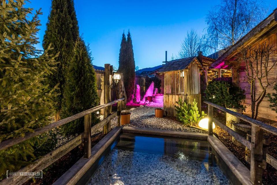 Alping Apartments Bruneck Exteriör bild